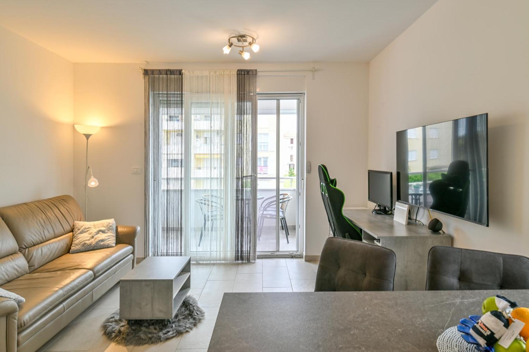 Apartment Uma Умаг Экстерьер фото