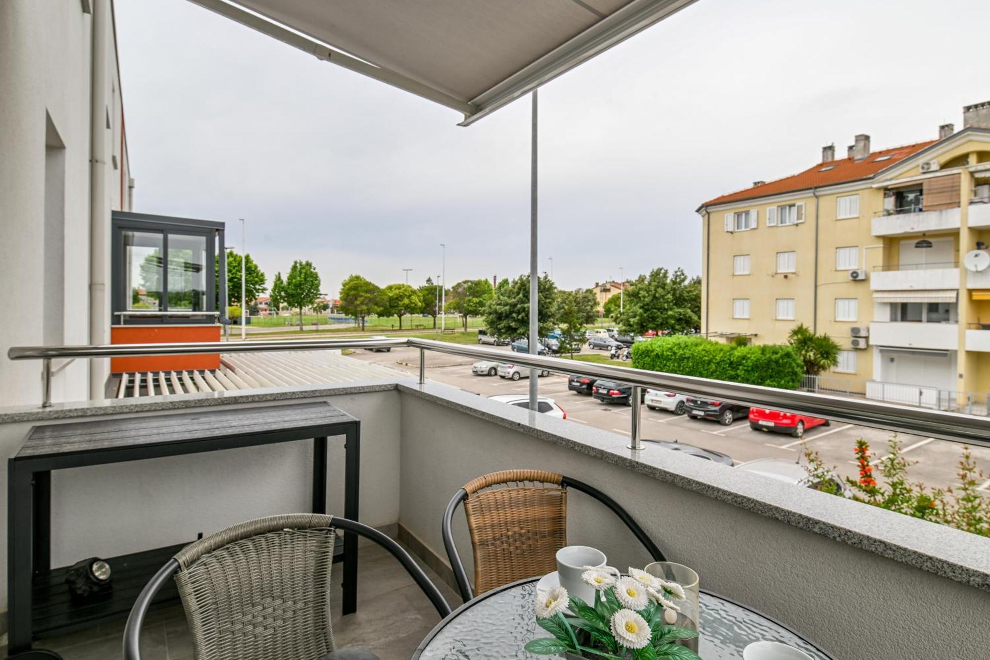 Apartment Uma Умаг Экстерьер фото
